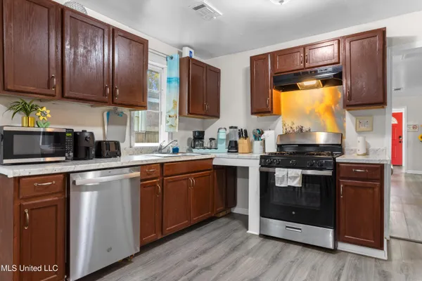 $185,000 | 1108 Woodward Avenue, Gulfport, MS 39501