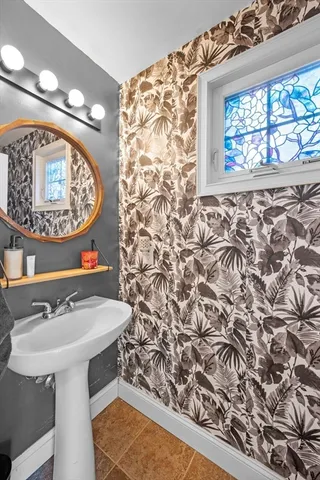 $525,000 | 133 Eastern Avenue, Unit 8, Lynn, MA 01902