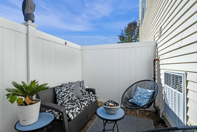 $525,000 | 133 Eastern Avenue, Unit 8, Lynn, MA 01902