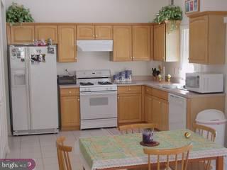25 Vaccaro Road Lawrenceville, NJ 08648 - Photo 2 of 6