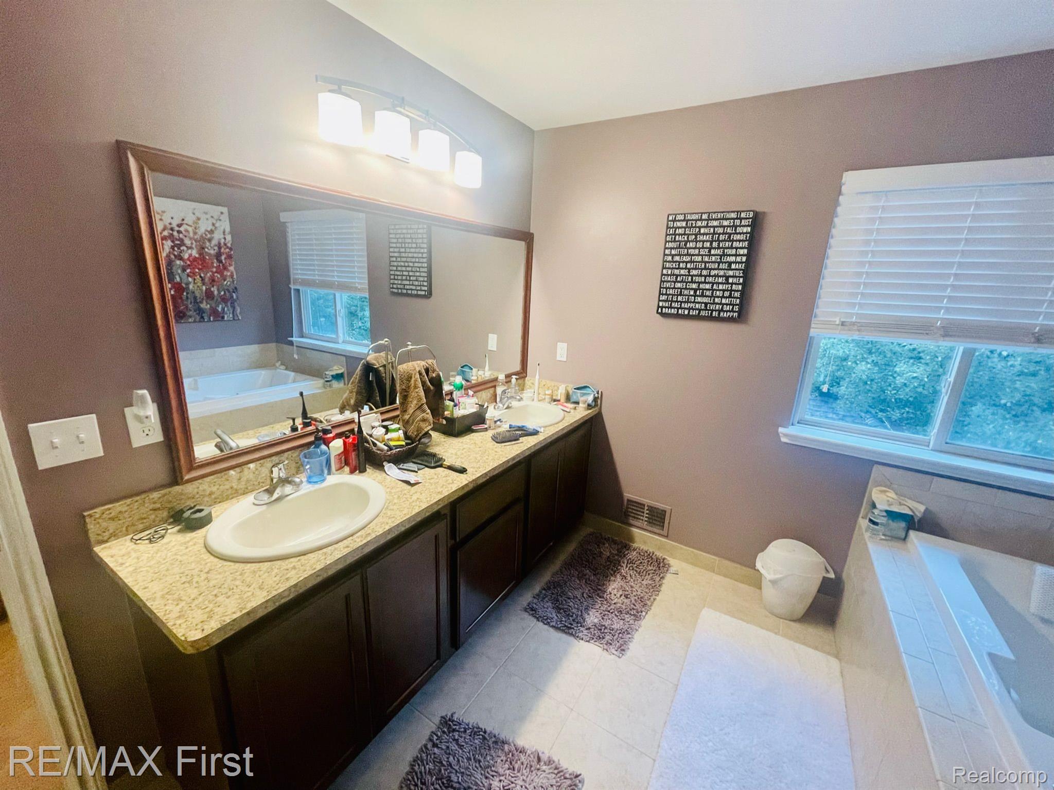 49368 Monte Road New Baltimore, MI 48047 - Photo 21 of 29 Gallery Image 21