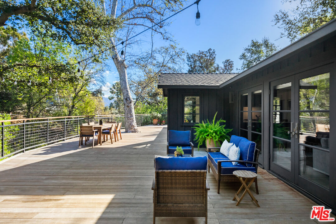 1101 Heatherside Road Pasadena, CA 91105 - Photo 26 of 44 a view of a house with patio