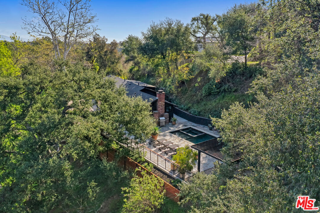 1101 Heatherside Road Pasadena, CA 91105 - Photo 34 of 44