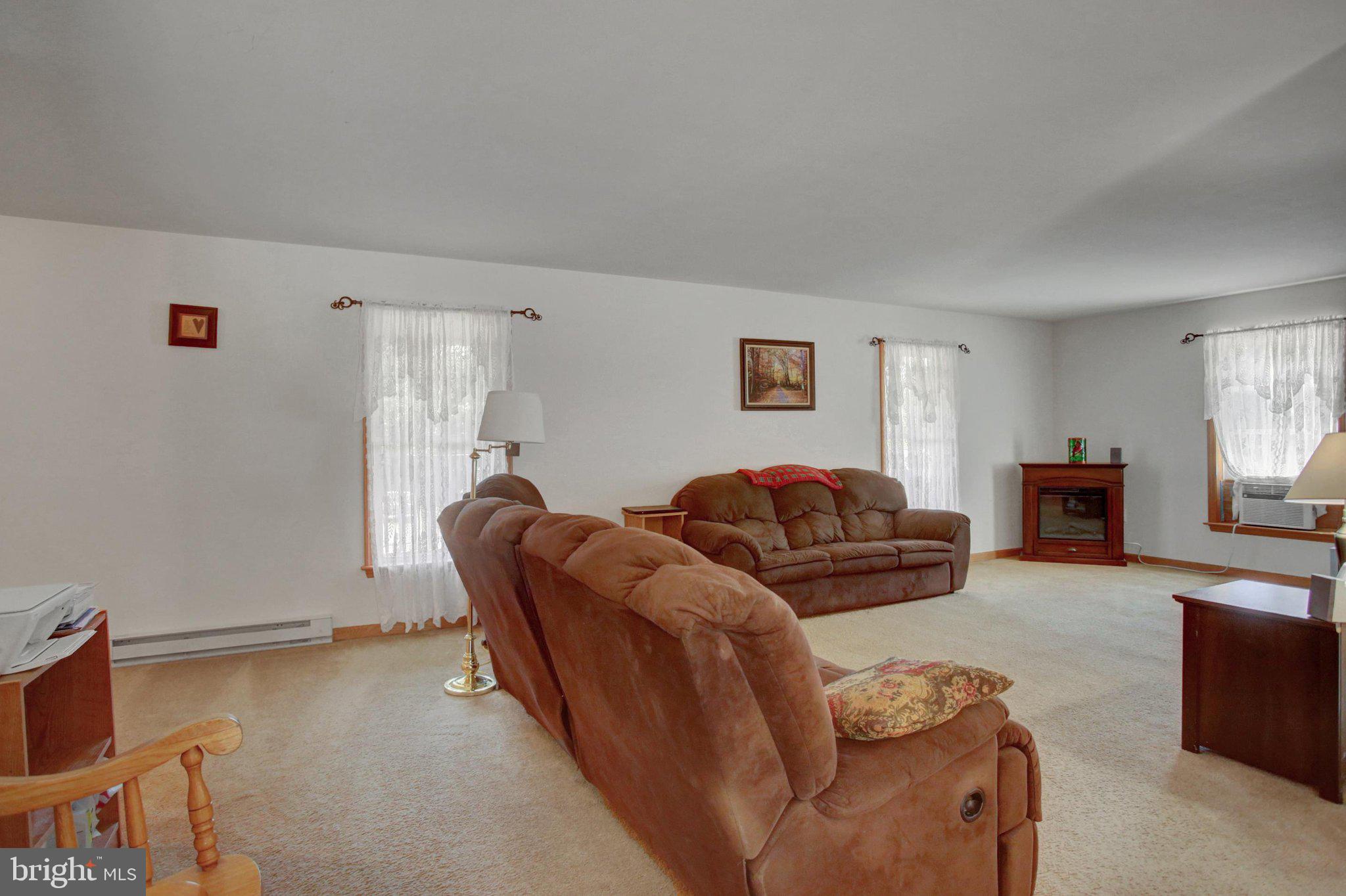 21060 Revercomb Lane Shade Gap, PA 17255 - Photo 10 of 57 Living room