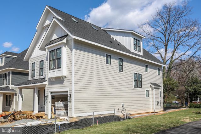 $2,150,000 | 1135 North Ivanhoe Street, Arlington, VA 22205