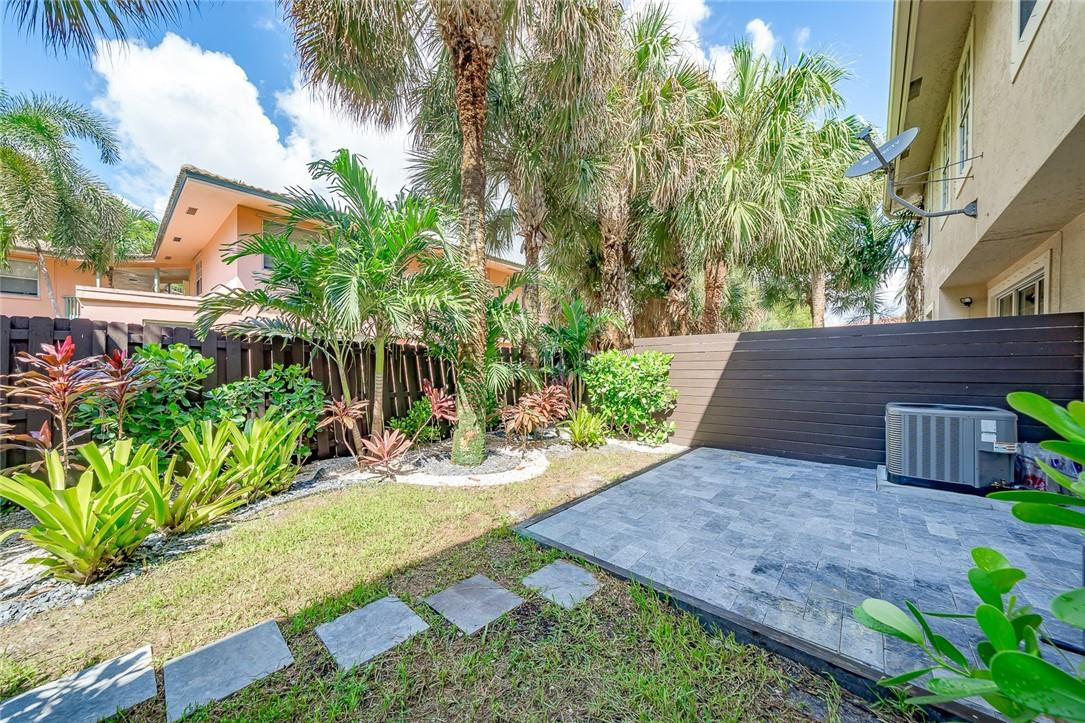 350 Southwest 8th Street, Unit 2 Boca Raton, FL 33432 - Photo 56 of 61 Photo 57