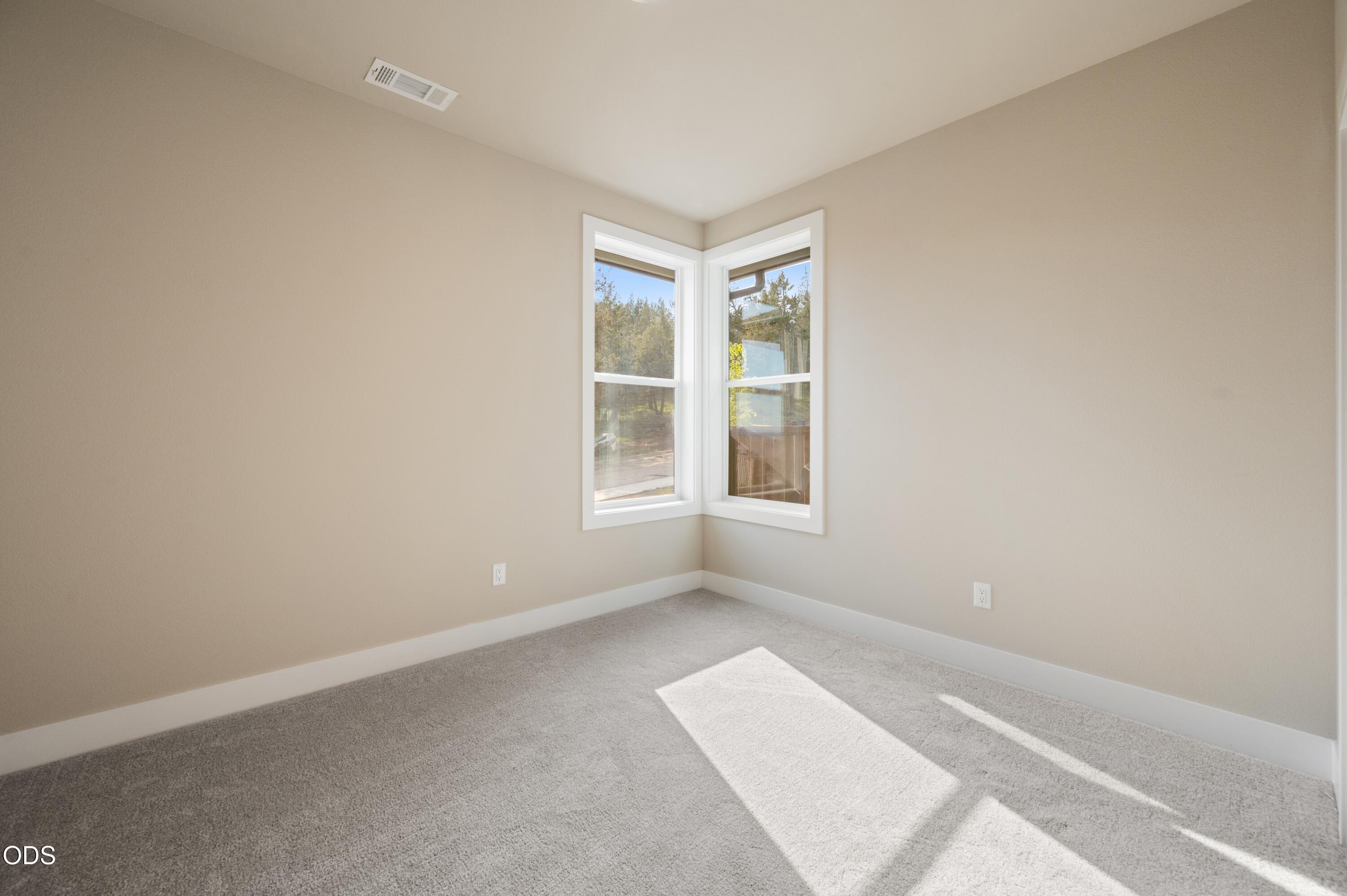 1178 West Ridge Drive, Unit 112 Klamath Falls, OR 97601 - Photo 12 of 15