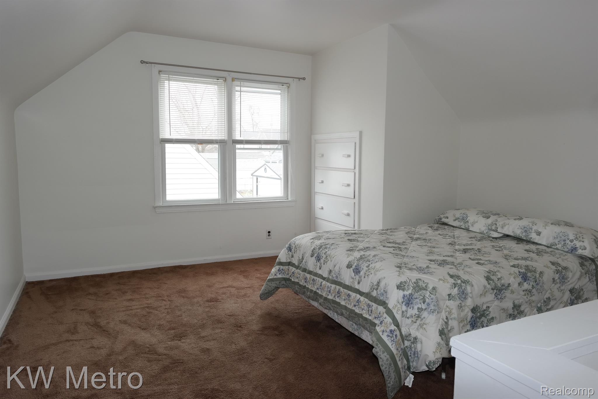 2696 Cumberland Road Berkley, MI 48072 - Photo 24 of 33 Gallery Image 24