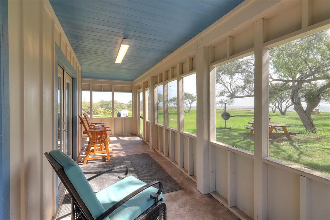 1010 1st Street Bayside, TX 78340 - Photo 35 of 40 a living room with large windows
