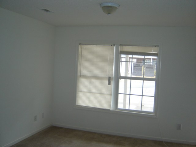 221 Springfield Circle Easley, SC 29642 - Photo 3 of 6 Gallery Image 3