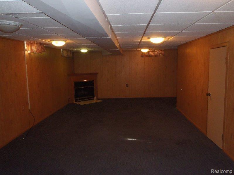 4632 Valley Road Trenton, MI 48183 - Photo 10 of 11 9744_I.jpg