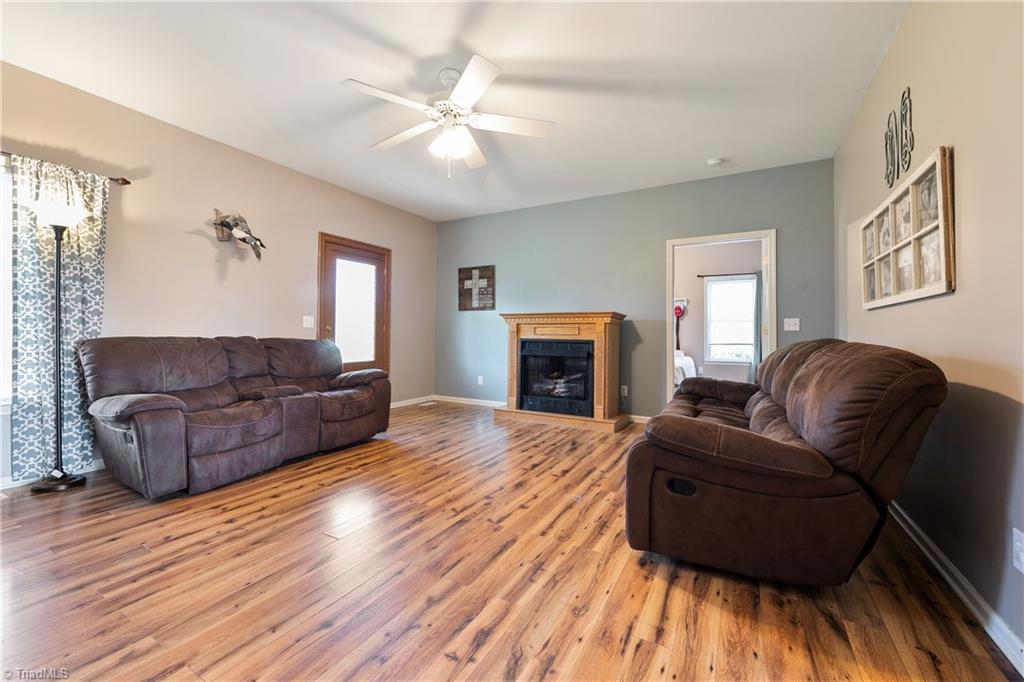 483 Pudding Ridge Road Mocksville, NC 27028 - Photo 4 of 27 Gallery Image 4