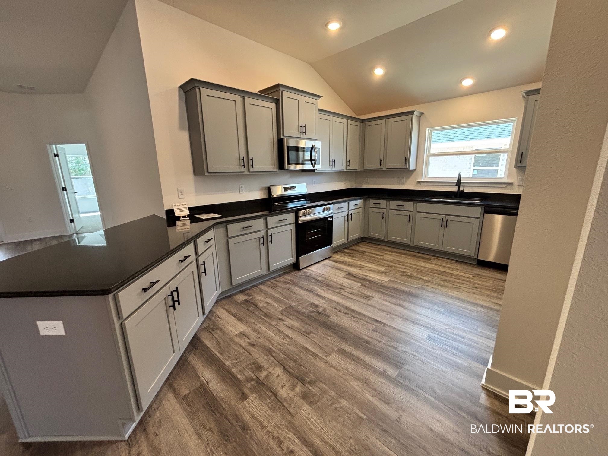 644 Mayflower Drive Foley, AL 36535 - Photo 2 of 29