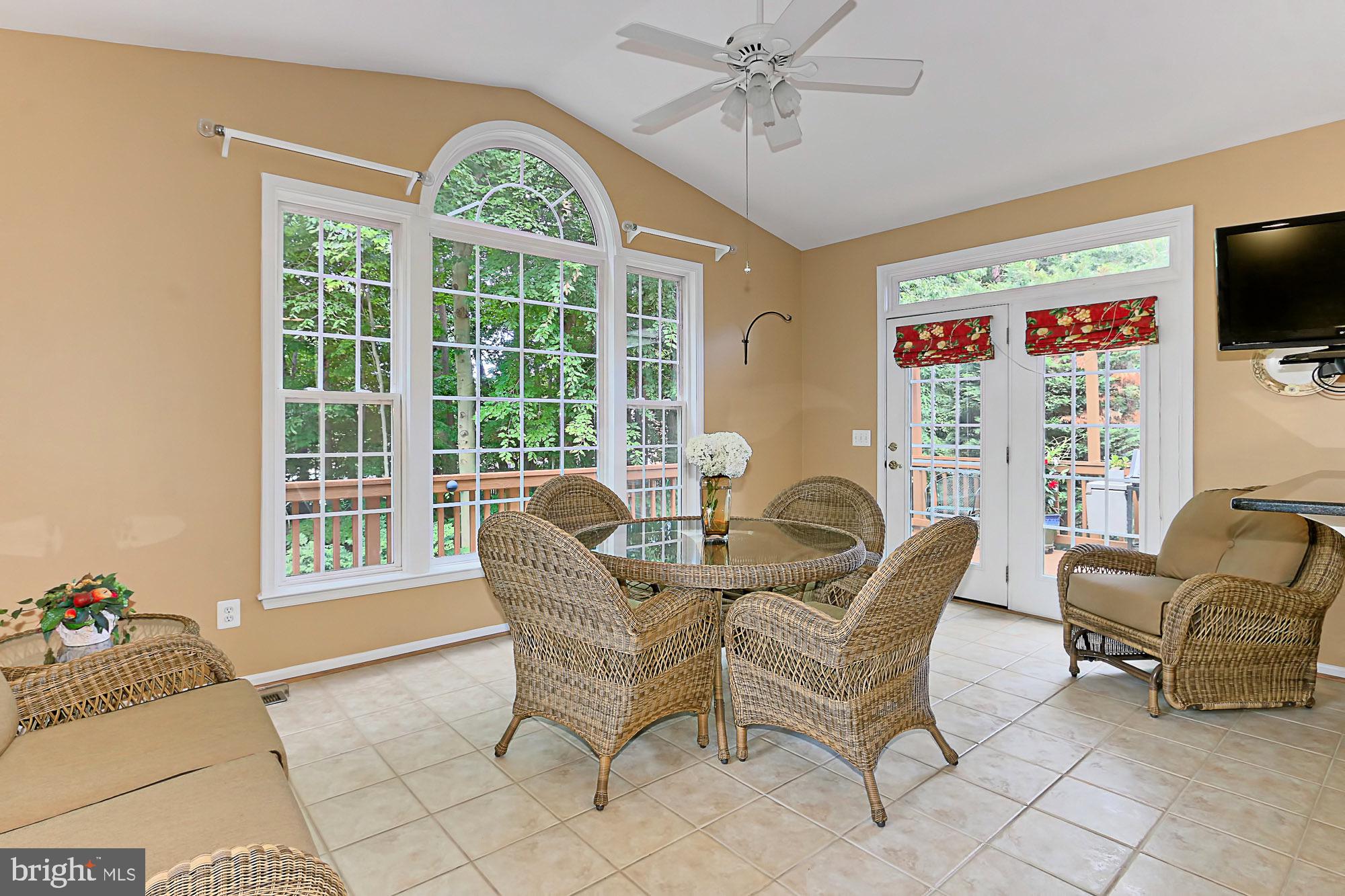6250 Rolling Spring Court Springfield, VA 22152 - Photo 22 of 79