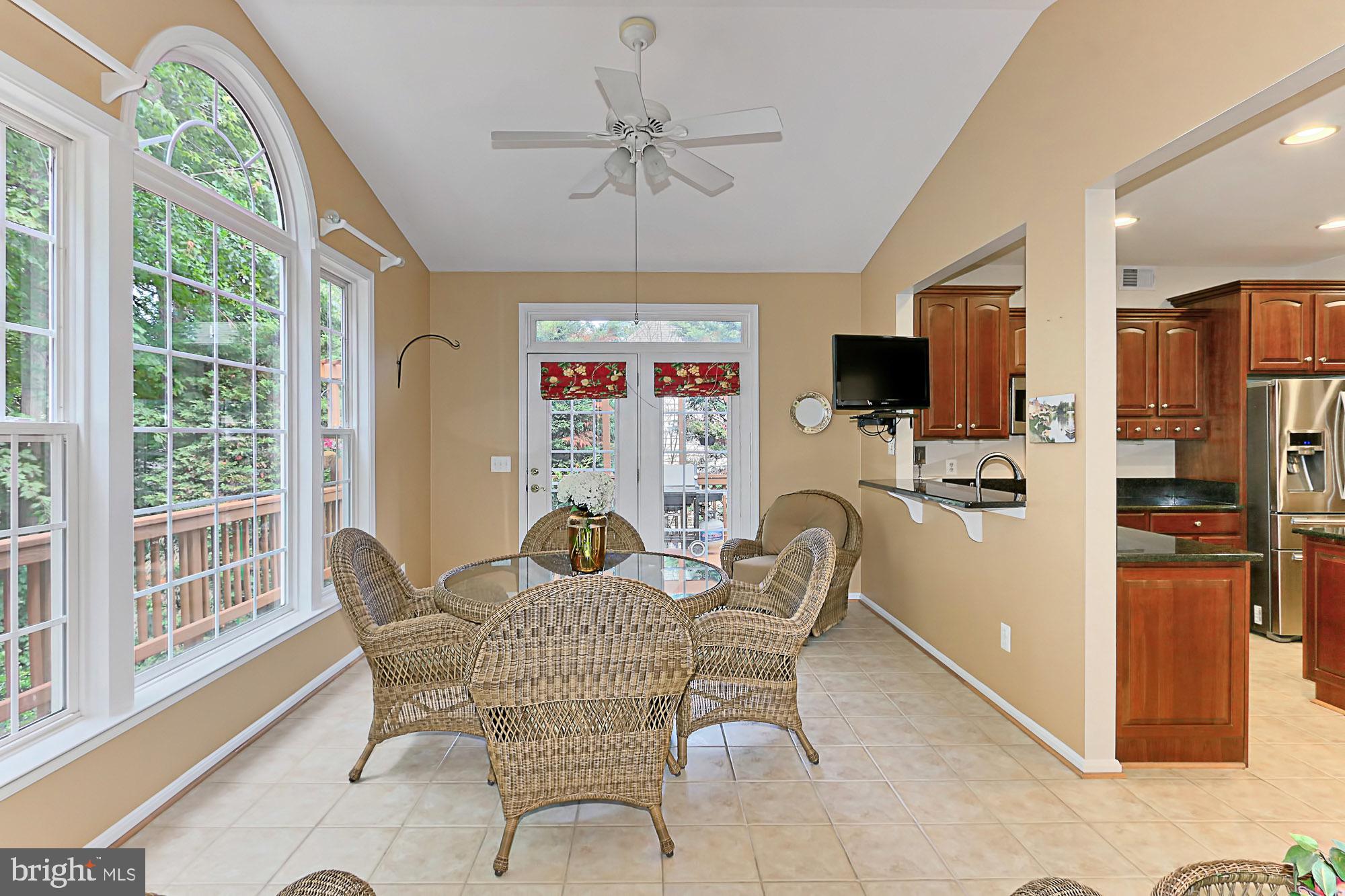 6250 Rolling Spring Court Springfield, VA 22152 - Photo 23 of 79