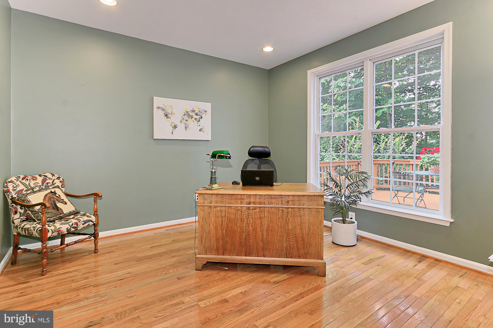 6250 Rolling Spring Court Springfield, VA 22152 - Photo 32 of 79