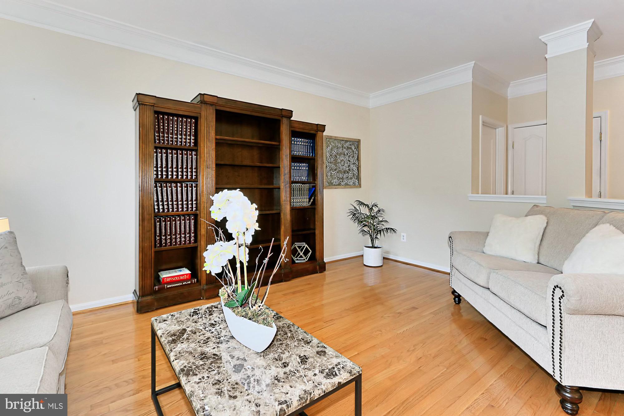 6250 Rolling Spring Court Springfield, VA 22152 - Photo 9 of 79