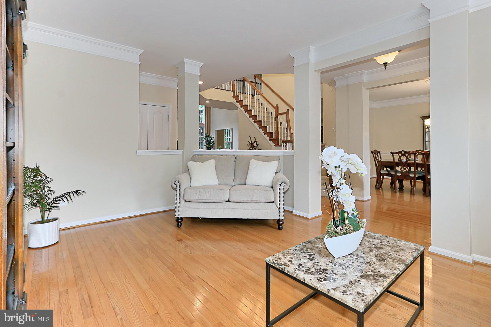 6250 Rolling Spring Court Springfield, VA 22152 - Photo 10 of 79