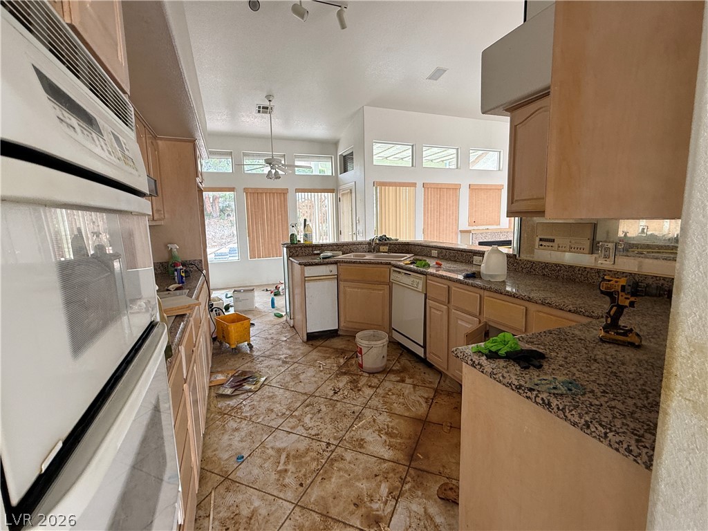 841 Lime Rock Road Boulder City, NV 89005 - Photo 8 of 35