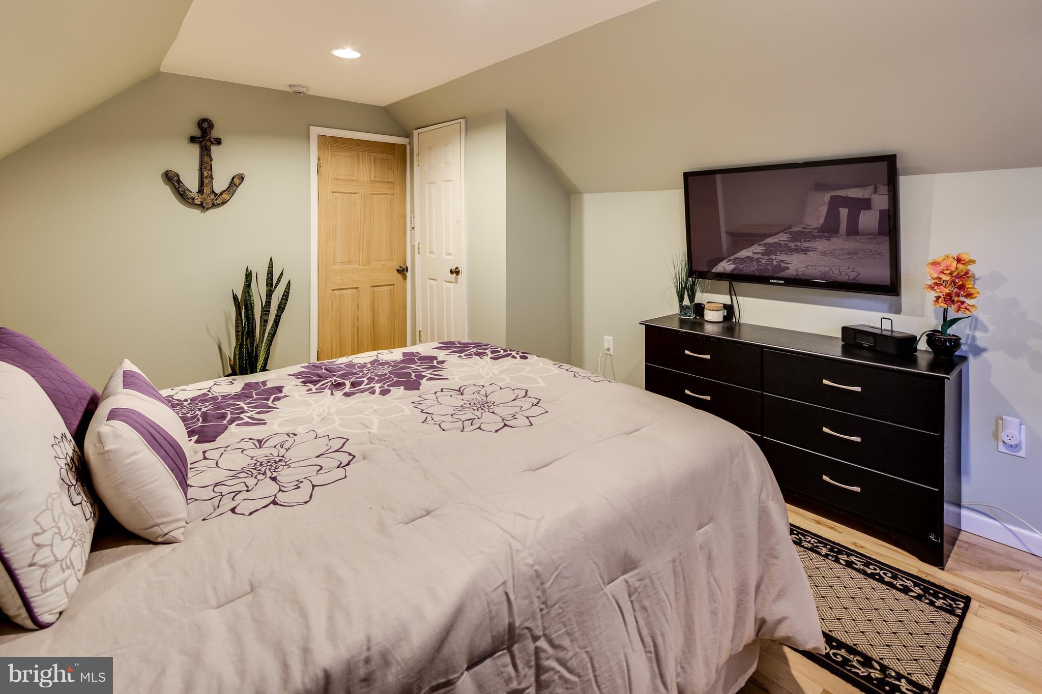 808 Templecliff Road Baltimore, MD 21208 - Photo 17 of 24 Bedroom (Master)