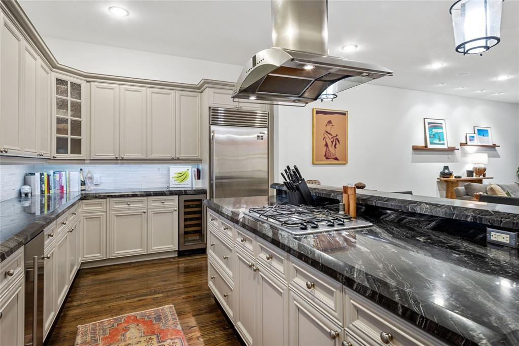 2311 Clark Street Dallas, TX 75204 - Photo 7 of 20