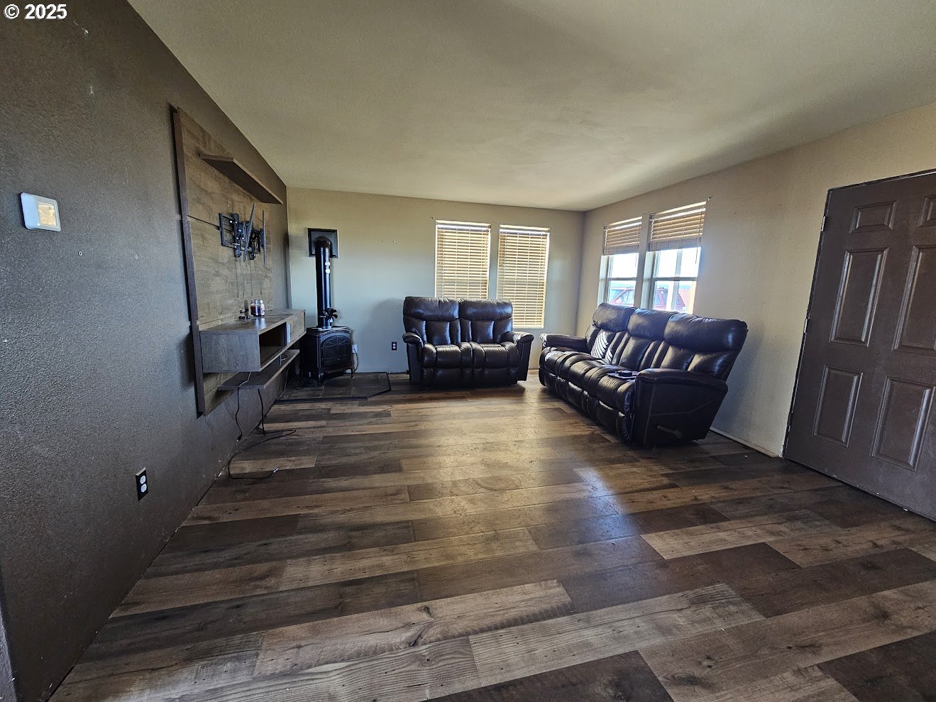 358 Harms Road Centerville, WA 98613 - Photo 11 of 44