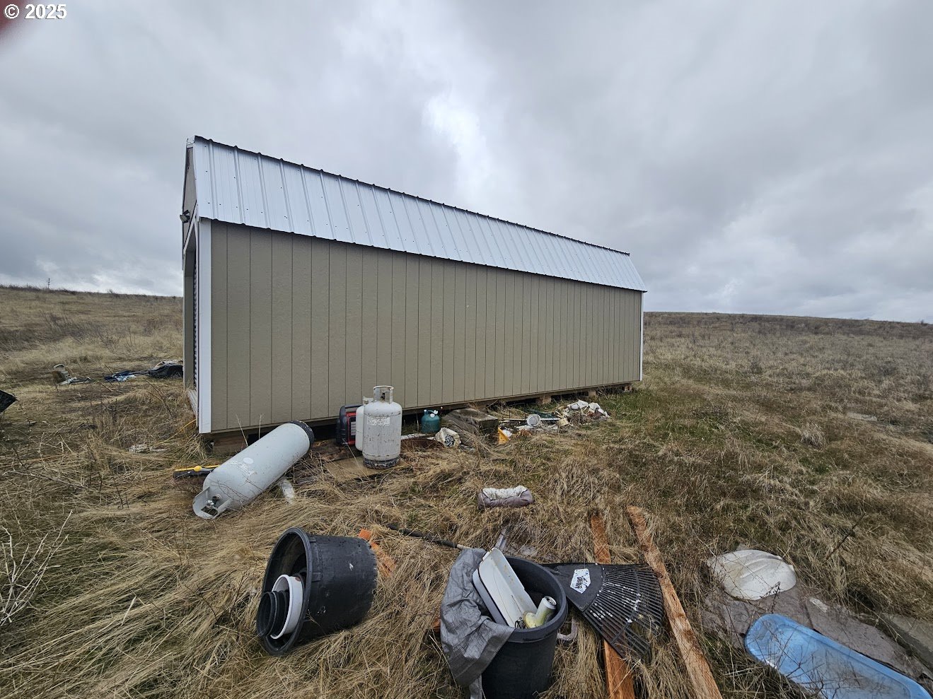 358 Harms Road Centerville, WA 98613 - Photo 3 of 44