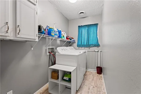 $190,000 | 2508 West 8th Street, Coffeyville, KS 67337