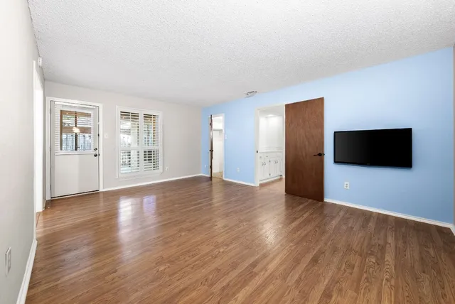 $385,000 | 11512 Tin Cup Drive, Unit 309, Austin, TX 78750