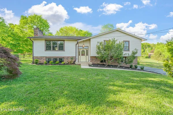 $599,000 | 206 Lakeview Lane, Oak Ridge, TN 37830