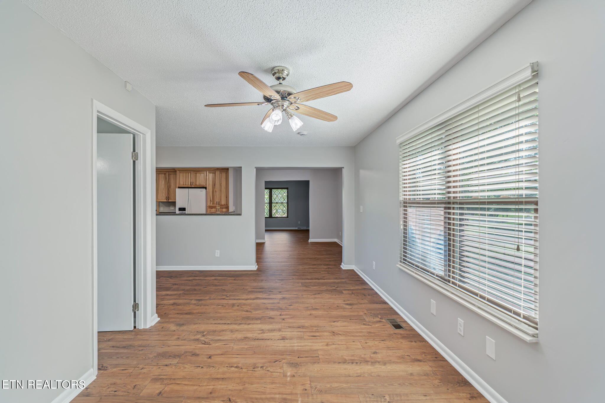 206 Lakeview Lane Oak Ridge, TN 37830 - Photo 25 of 59 35-web-or-mls-206 Lakeview Lane-30