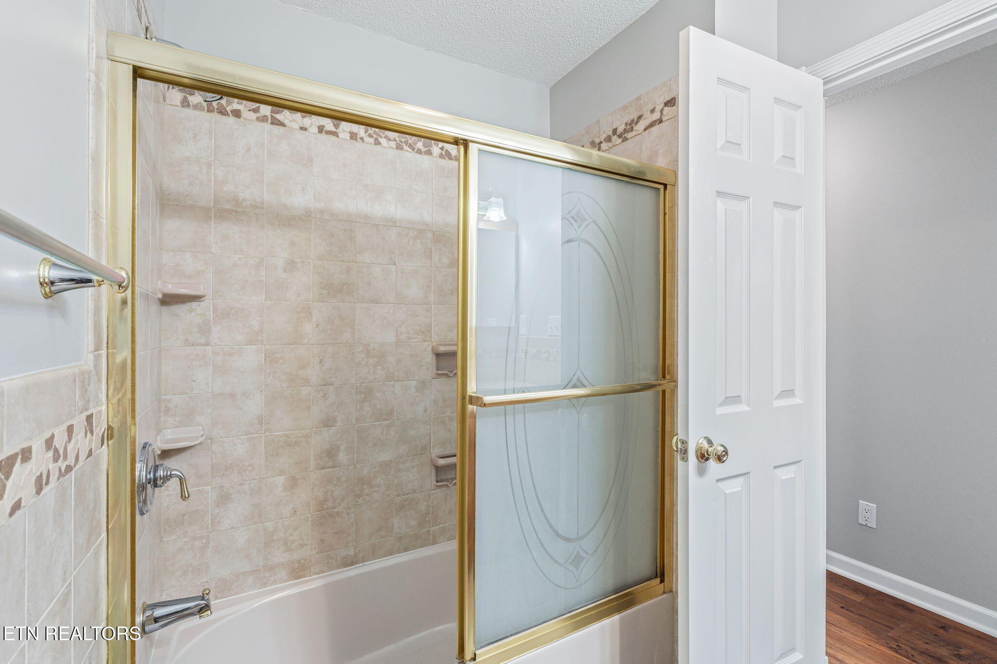 206 Lakeview Lane Oak Ridge, TN 37830 - Photo 36 of 59 47-web-or-mls-206 Lakeview Lane-42