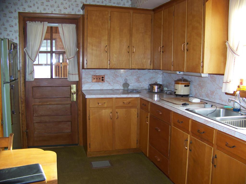 9 Elm Street Rockingham, VT 05101 - Photo 9 of 21