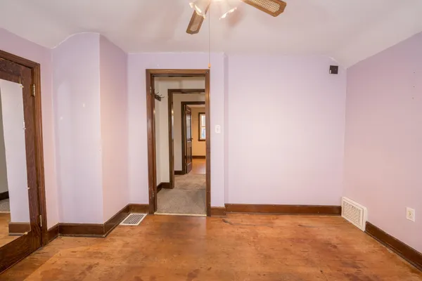 $204,900 | 235 West Vine Street, Mondovi, WI 54755