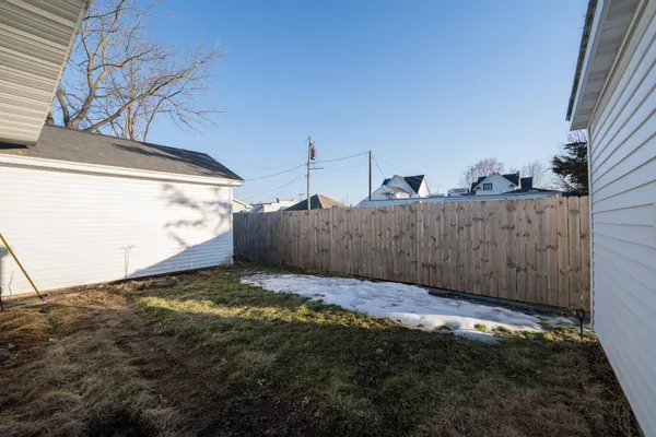 $204,900 | 235 West Vine Street, Mondovi, WI 54755