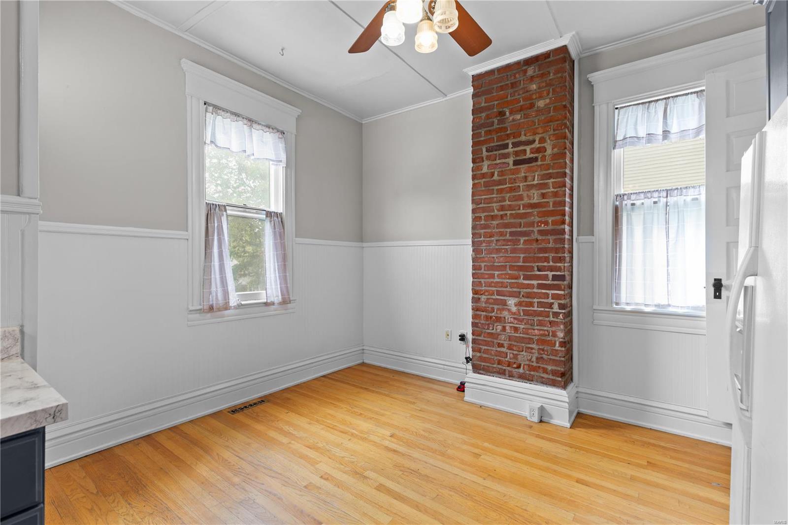 415 Bluff Street Alton, IL 62002 - Photo 15 of 35