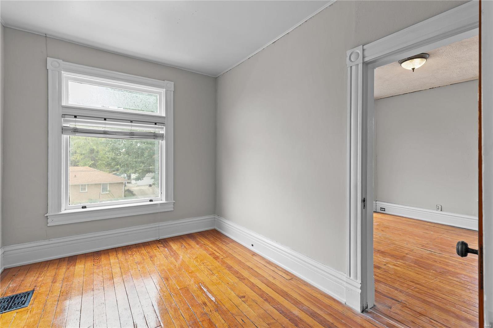 415 Bluff Street Alton, IL 62002 - Photo 19 of 35