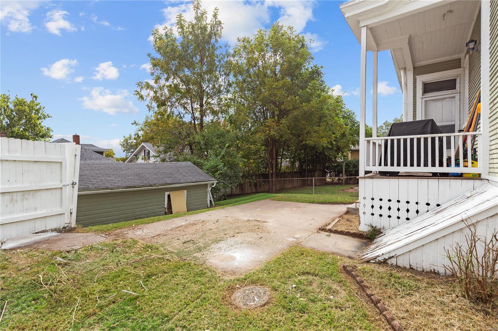 415 Bluff Street Alton, IL 62002 - Photo 34 of 35