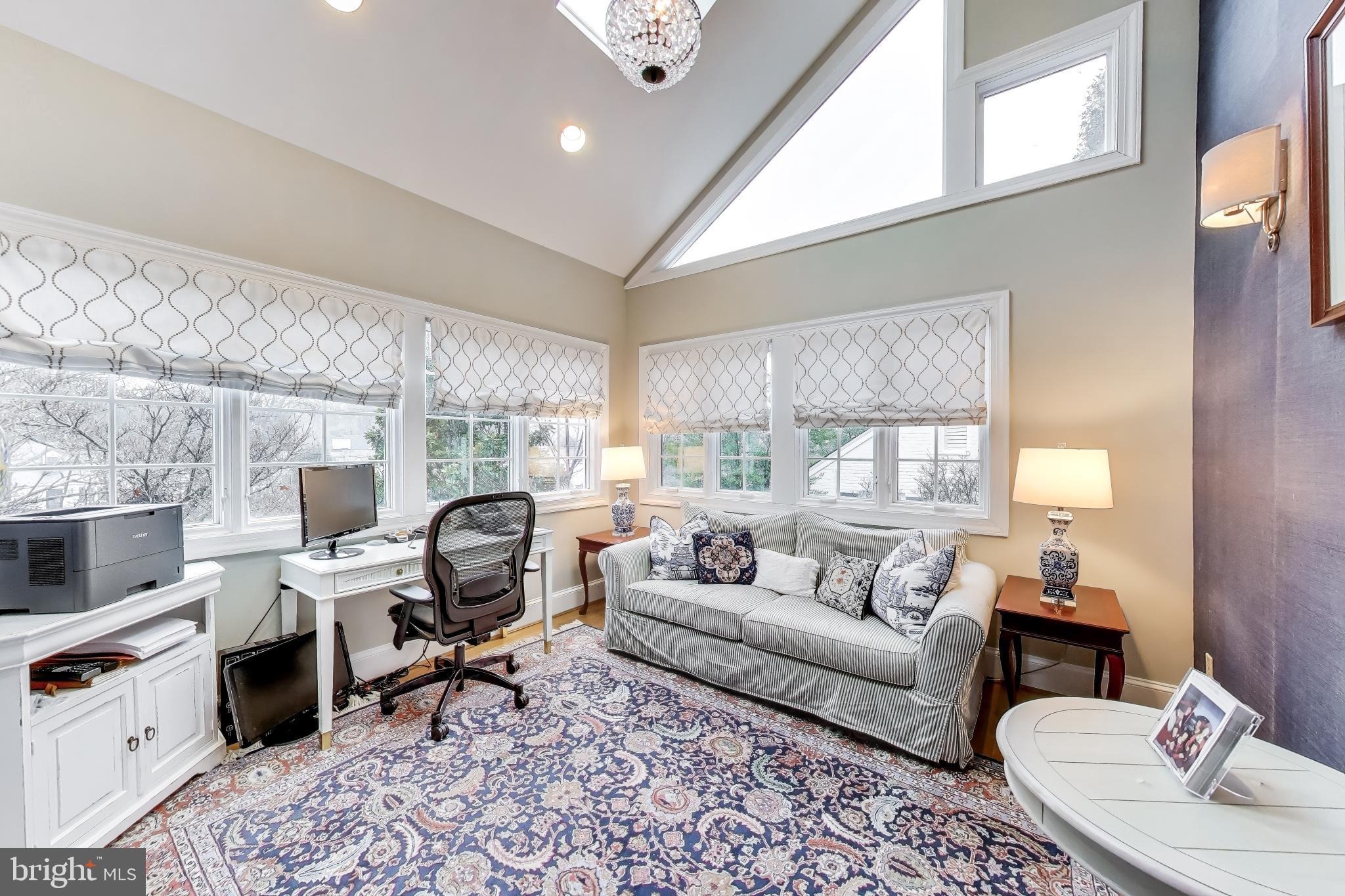 5205 Falmouth Road Bethesda, MD 20816 - Photo 25 of 47