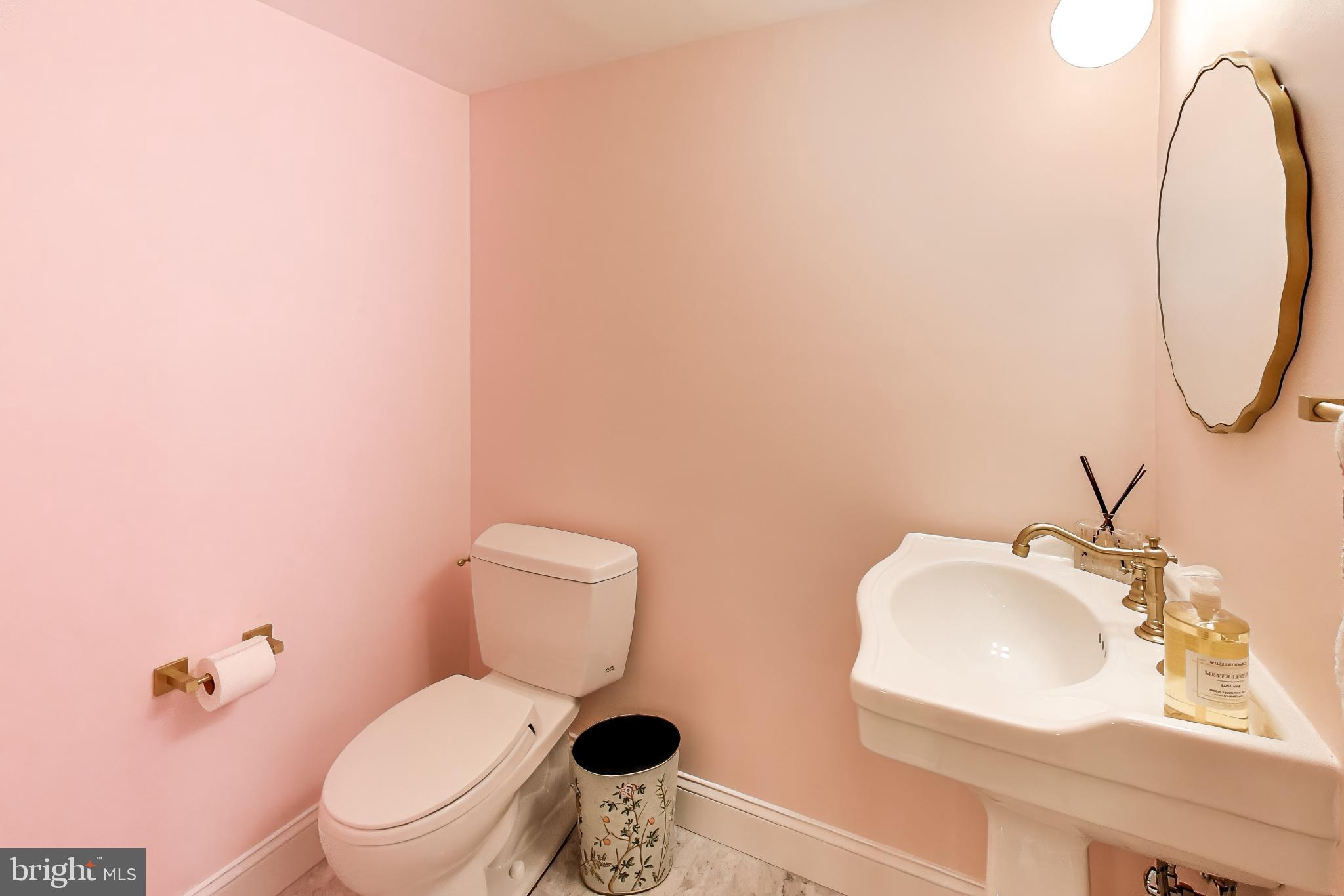 5205 Falmouth Road Bethesda, MD 20816 - Photo 39 of 47