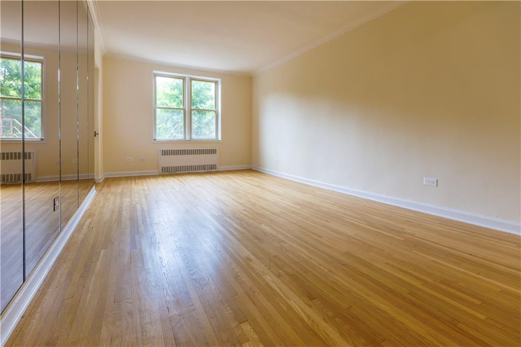 9425 Shore Road, Unit 2H Brooklyn, NY 11209 - Photo 4 of 17 Living Room