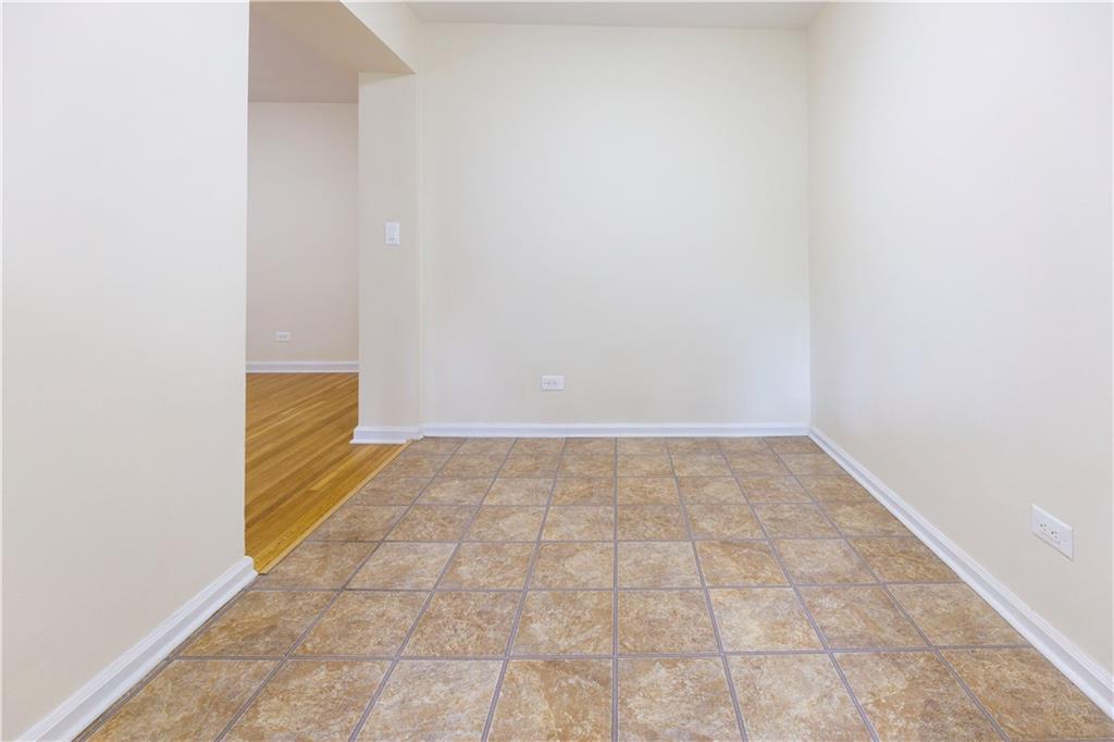 9425 Shore Road, Unit 2H Brooklyn, NY 11209 - Photo 8 of 17 Dining Area
