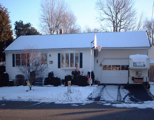 147 Bay State Road Chicopee, MA 01020 - Photo 1 of 1 Gallery Image 1