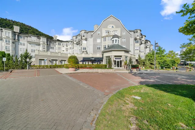 a view of building with a street
