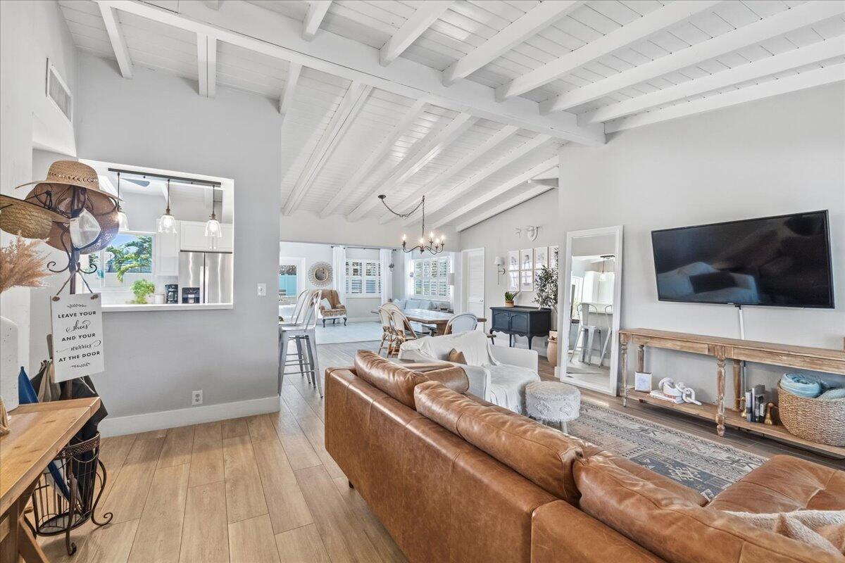 2220 Northeast 34th Court Lighthouse Point, FL 33064 - Photo 5 of 37 04-8I8A2080