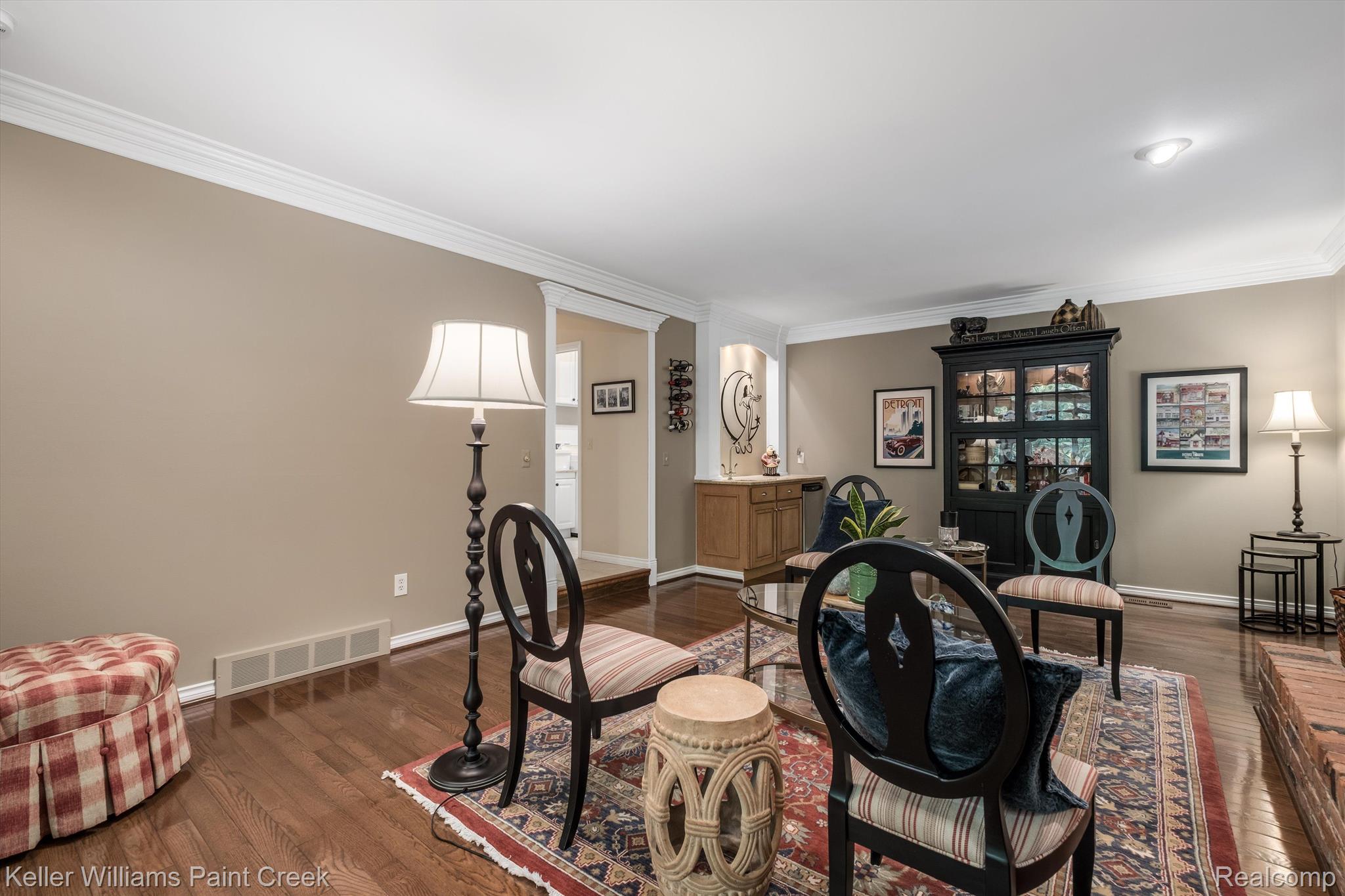 1365 Kingsview Avenue Rochester, MI 48309 - Photo 15 of 48 Family Room
