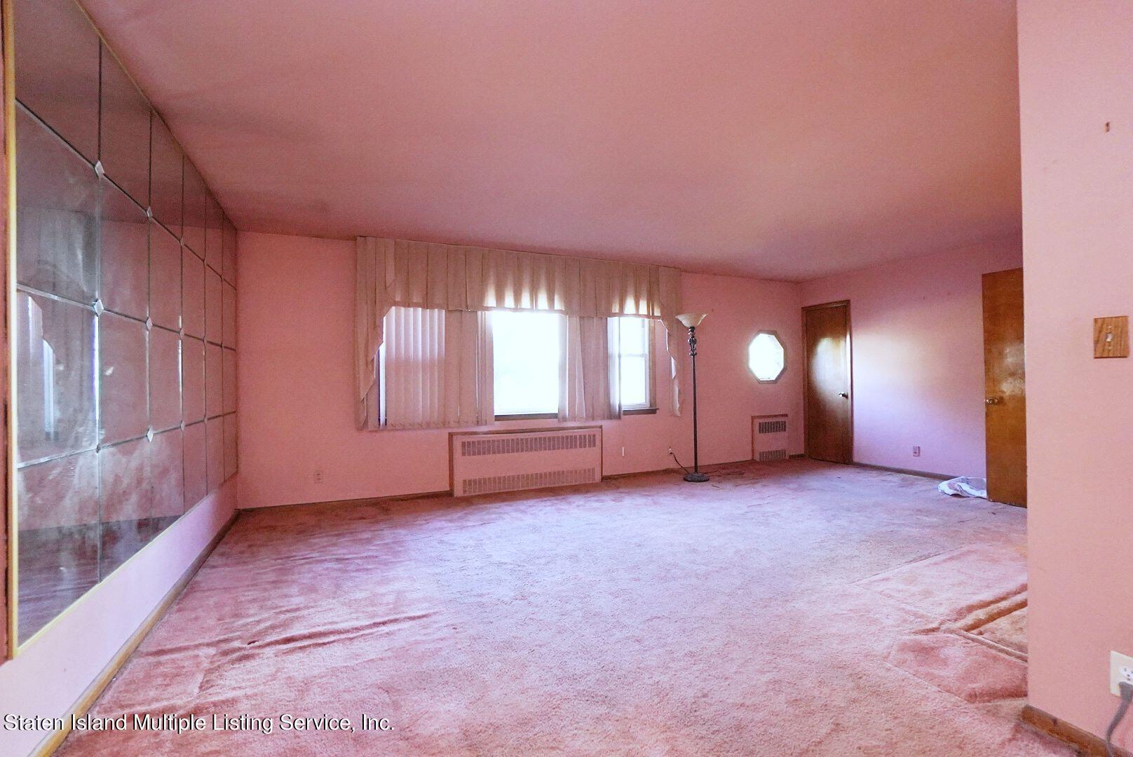 1840 Richmond Road Staten Island, NY 10306 - Photo 15 of 31 D46UJMxU