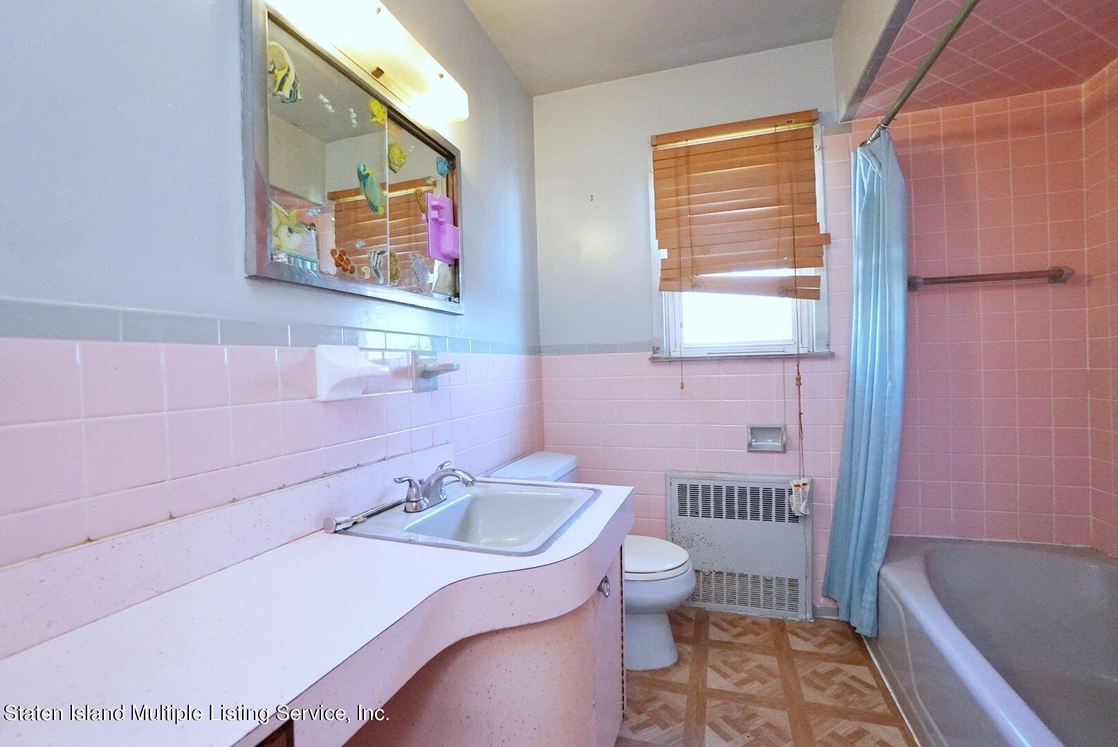 1840 Richmond Road Staten Island, NY 10306 - Photo 18 of 31 8z-5SpKQ