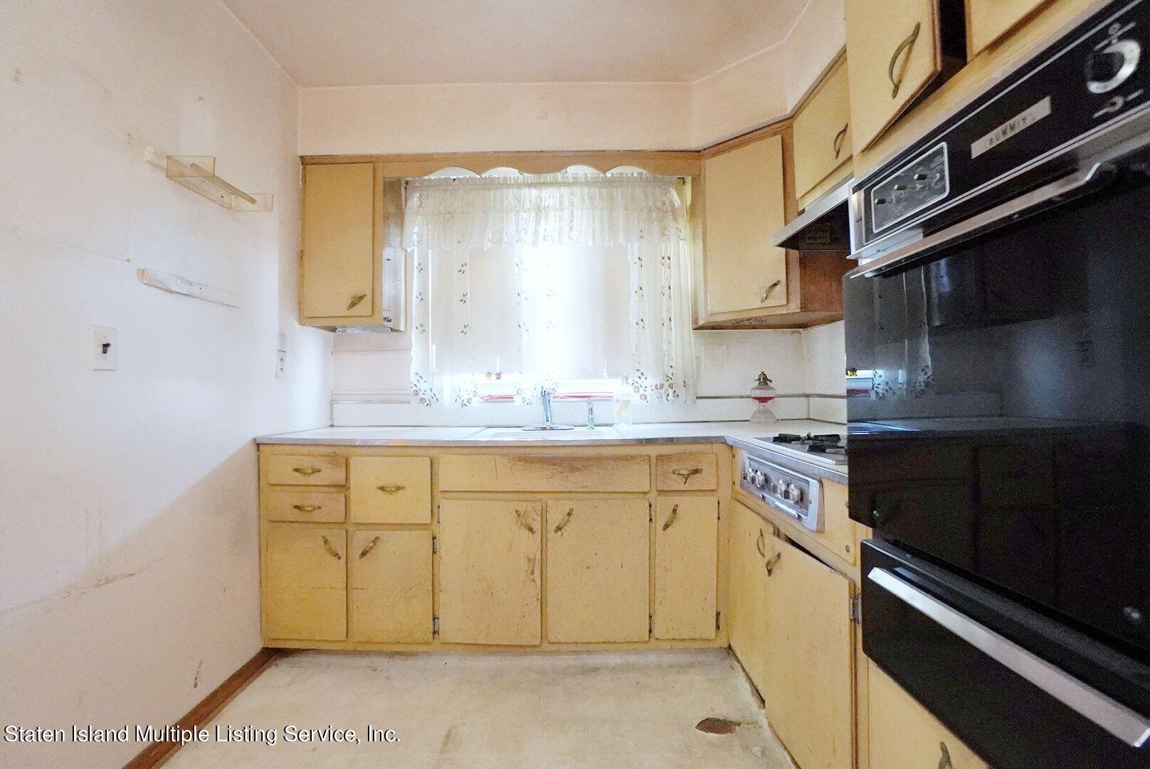 1840 Richmond Road Staten Island, NY 10306 - Photo 7 of 31 SWZ_woSo