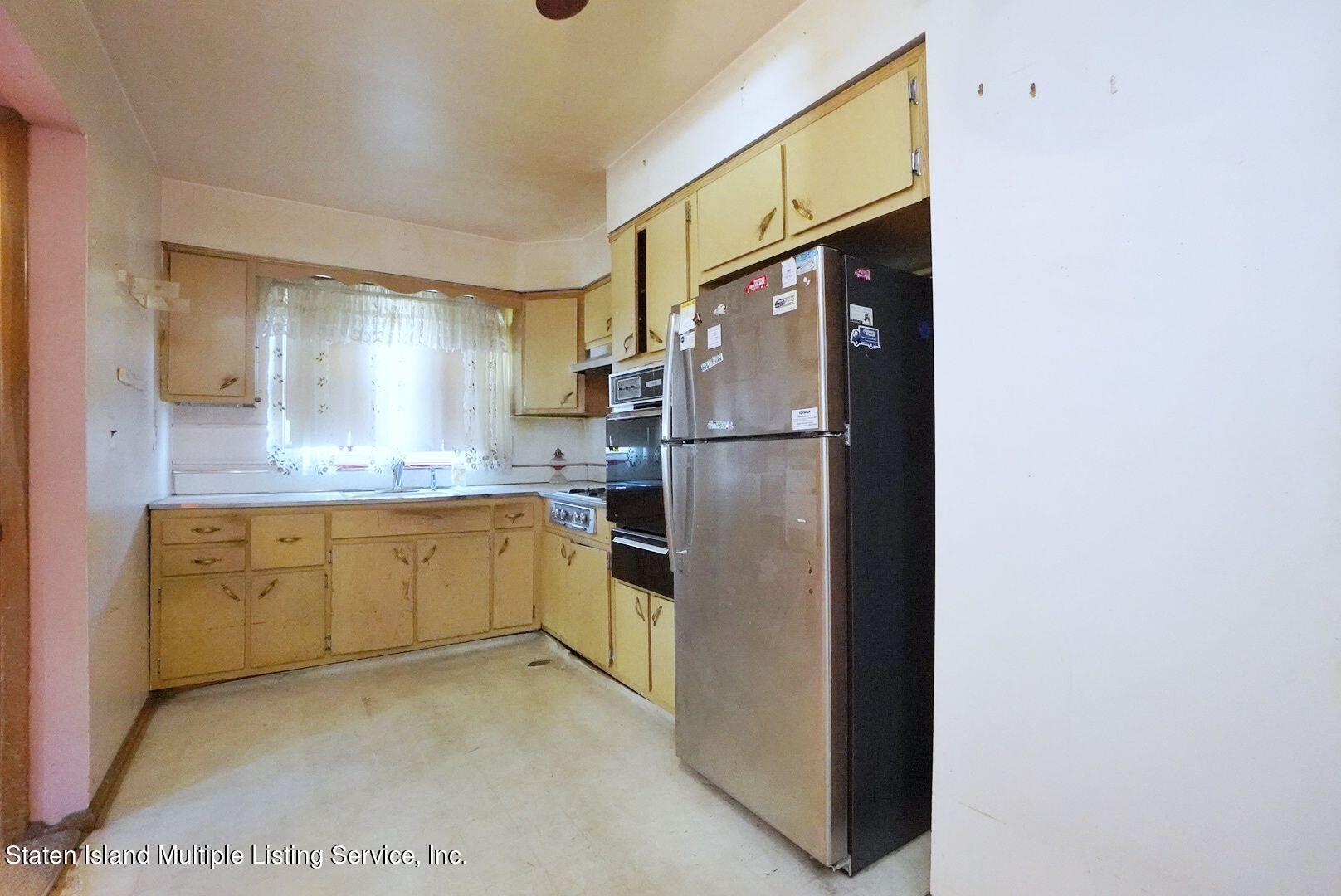 1840 Richmond Road Staten Island, NY 10306 - Photo 9 of 31 cfEHNOdg